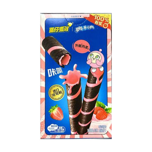 Oreo Wafer Roll Strawberry Milkshake